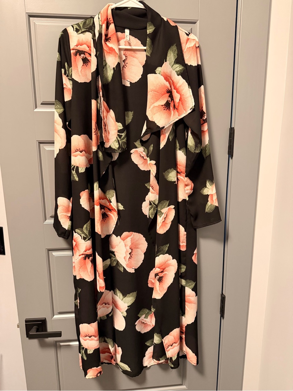 her. Clothing Black Floral Duster Kimono with Peach Blooms SMALL